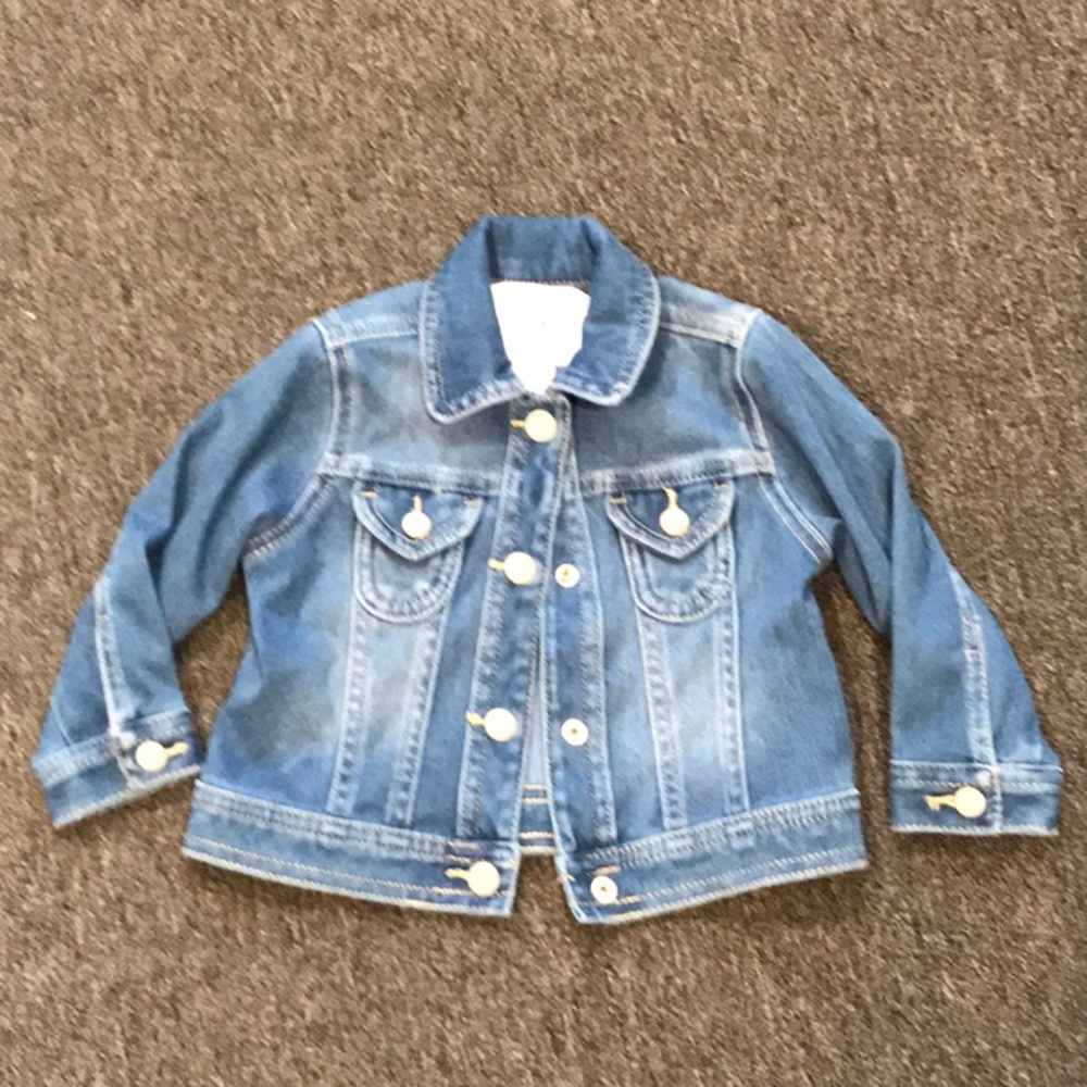 Adorable Old Navy denim jean jacket 12-18 months